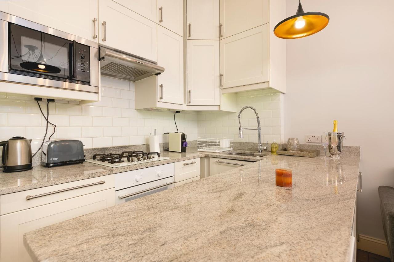 Penthousestays Notting Hill - Spacious 3 Bedroom King Bed Apartment - Near Portobello Road & Kensington High Street London Kültér fotó