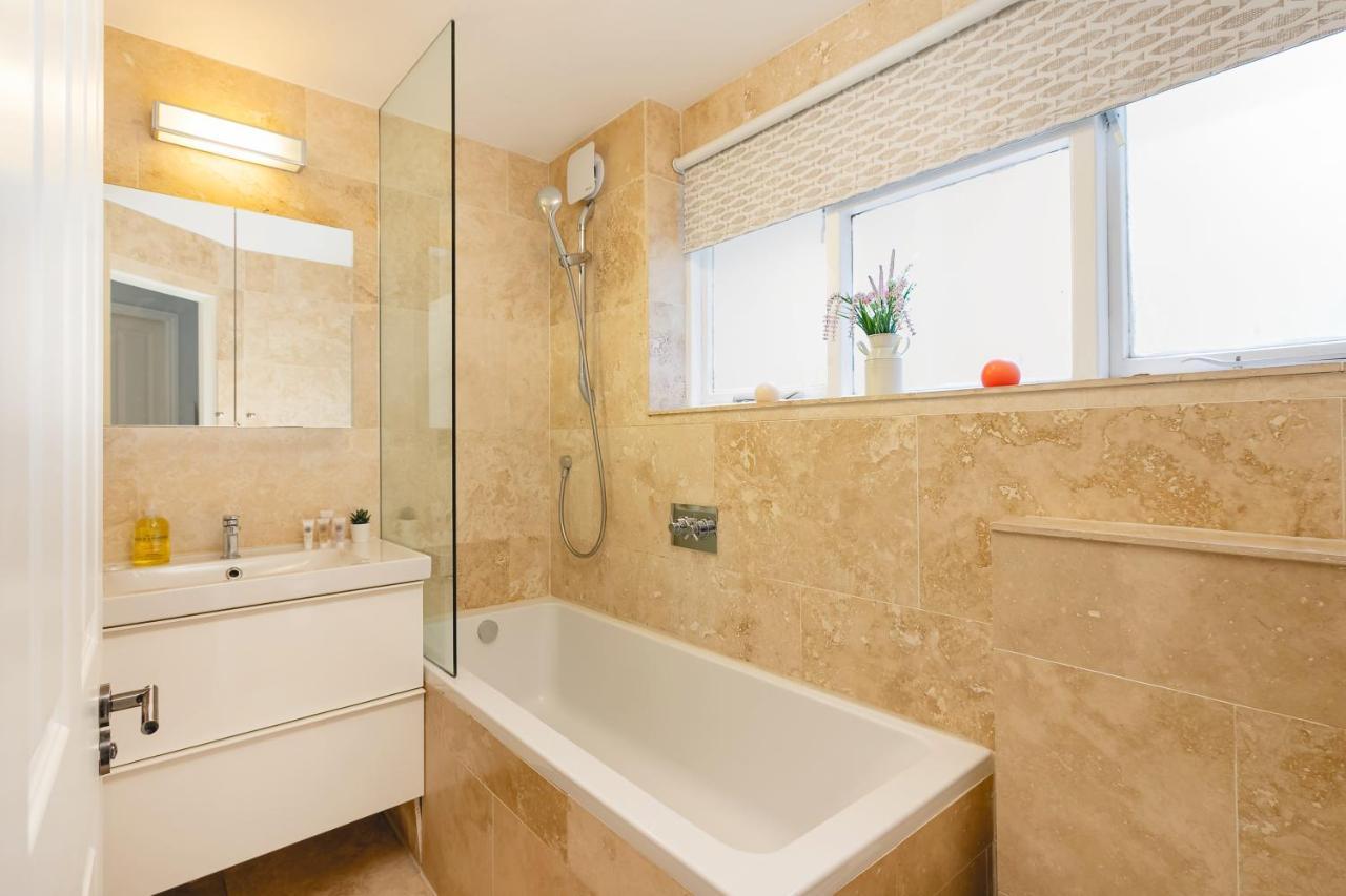 Penthousestays Notting Hill - Spacious 3 Bedroom King Bed Apartment - Near Portobello Road & Kensington High Street London Kültér fotó
