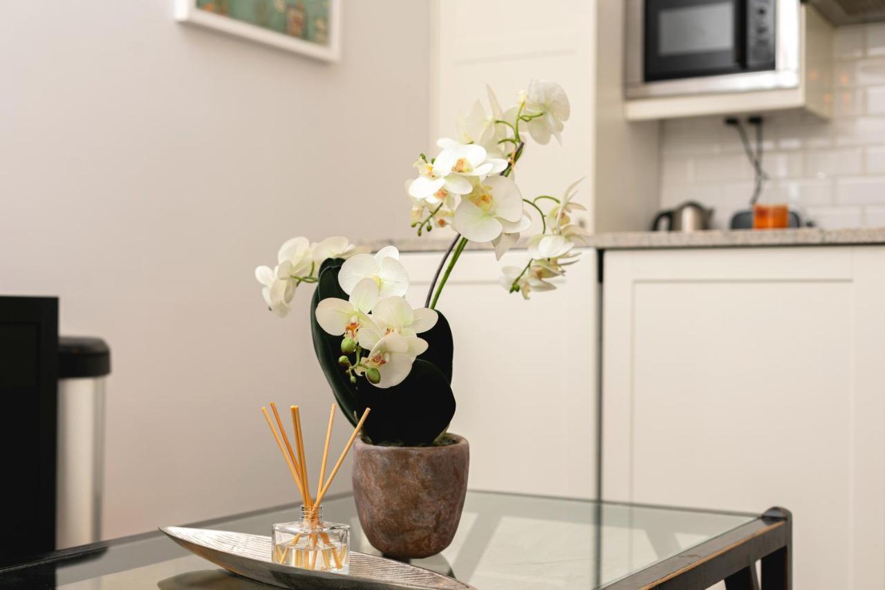 Penthousestays Notting Hill - Spacious 3 Bedroom King Bed Apartment - Near Portobello Road & Kensington High Street London Kültér fotó