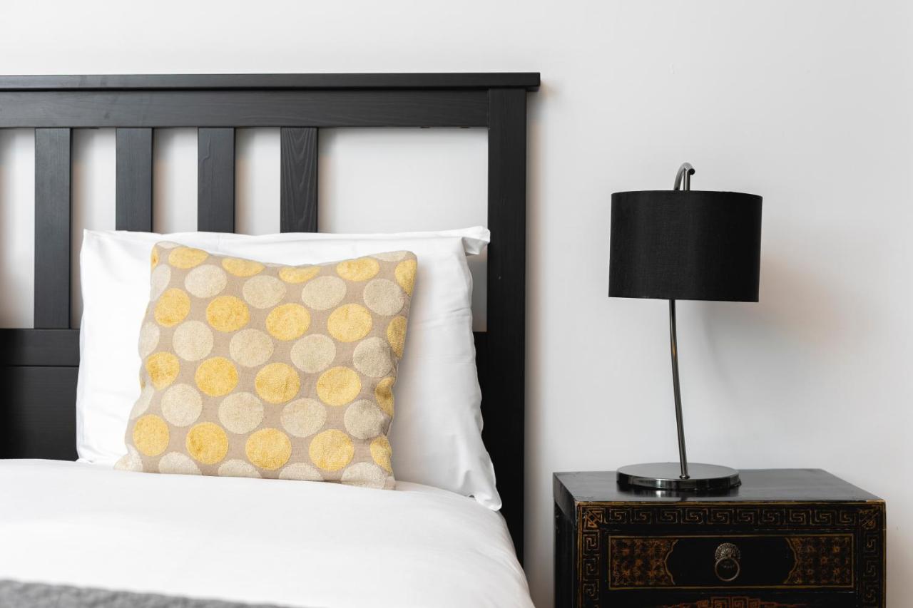 Penthousestays Notting Hill - Spacious 3 Bedroom King Bed Apartment - Near Portobello Road & Kensington High Street London Kültér fotó